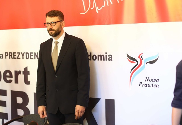 Robert Dębicki jest kandydatem na prezydenta Radomia z ramienia Nowej Prawicy. Bezpartyjny, sympatyk Nowej Prawicy