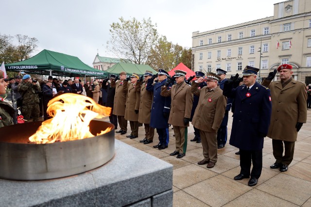 Lublinianie uczcili Dzień Niepodległości na placu Litewskim.