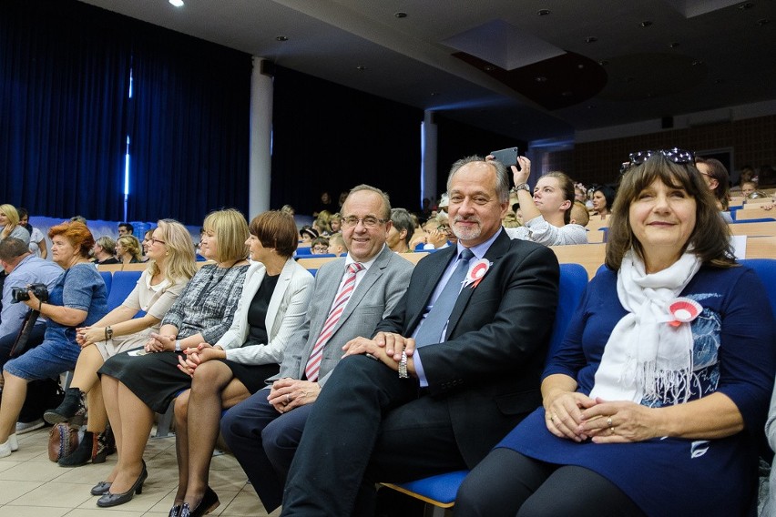 Przegląd twórczości patriotycznej tarnowskich przedszkolaków [ZDJĘCIA]