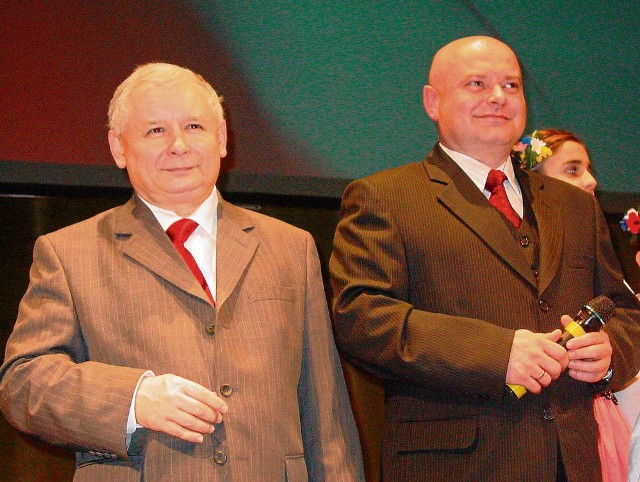 Spotkanie działaczy PiS w nowosądeckim „Sokole” w listopadzie 2006 roku przed wyborem Ryszarda Nowaka na pierwszą kadencję przekształciło się w wiec poparcia dla jego kandydatury