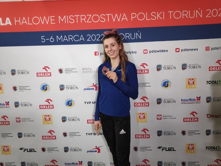Karolina Młodawska z KKL Kielce zdobyła brązowy medal w skoku w dal na Halowych Mistrzostwach Polski w Toruniu Zobacz zdjęcia