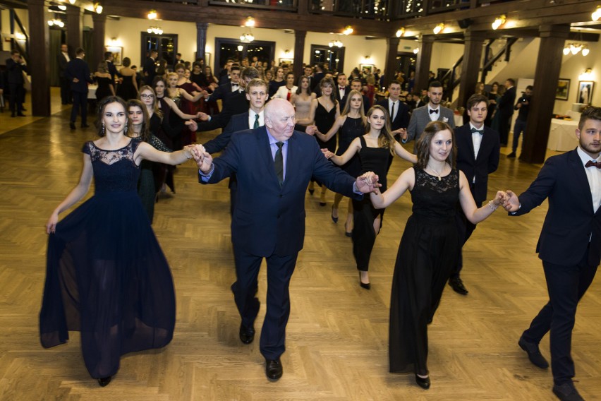 Studniówka I LO w Myślenicach w Folwarku Zalesie