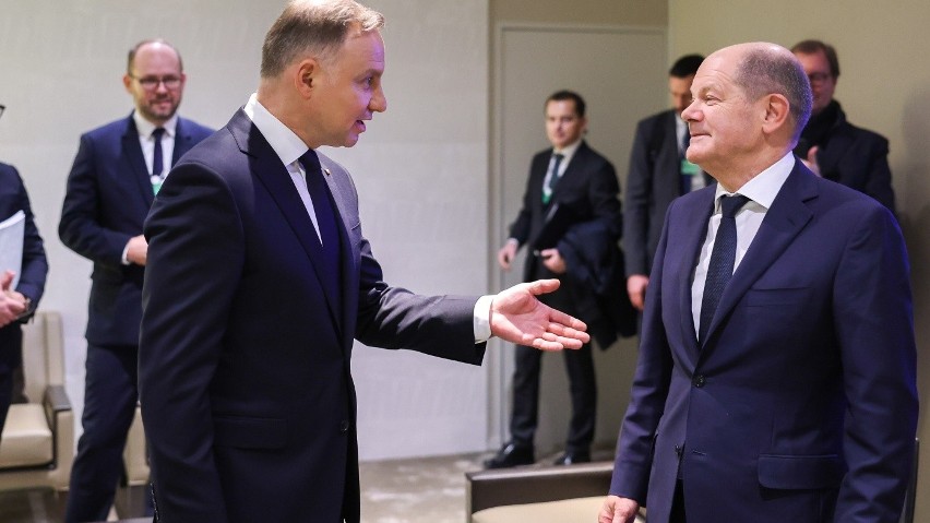 Prezydent Andrzej Duda spotkał się w Davos z kanclerzem...