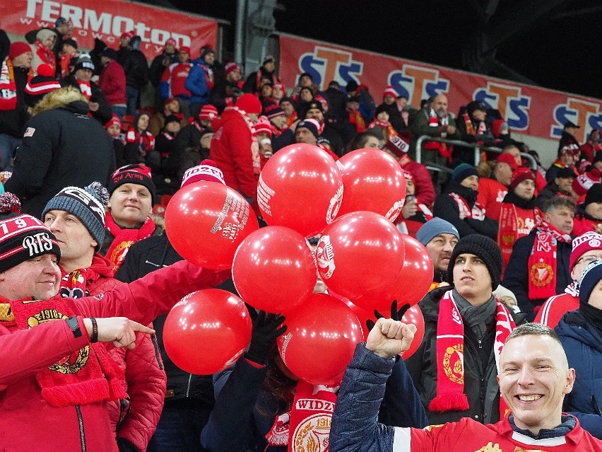 Kibice Widzewa dopingowali doskonale. Piłkarze czuli to wsparcie