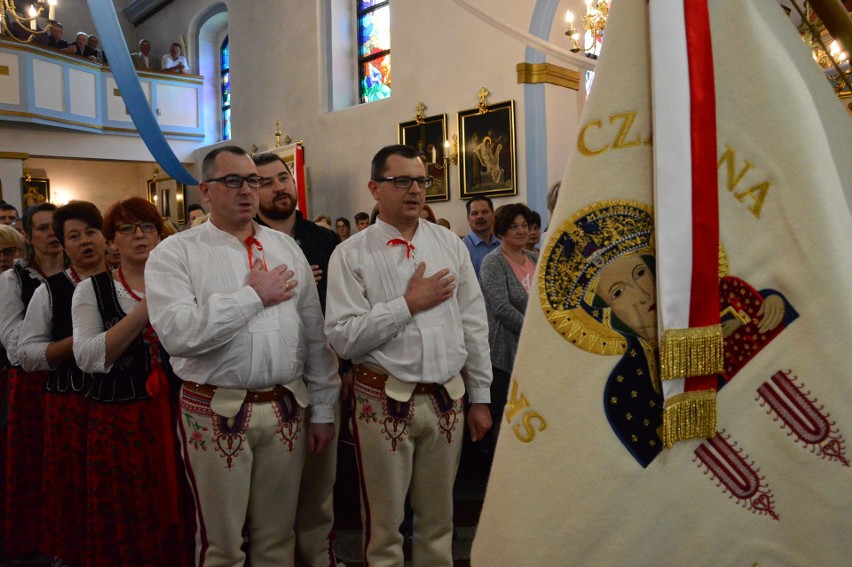 Kliszczacy zamieszkują m.in. gminy Pcim i Tokarnia. Tam też,...