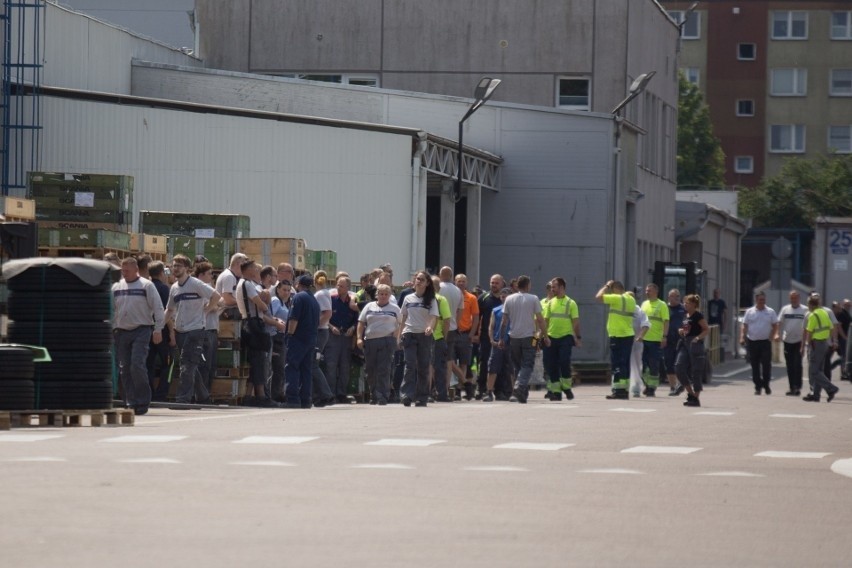 Pracownicy słupskiej Scanii wyszli protestować. „Z garścią...