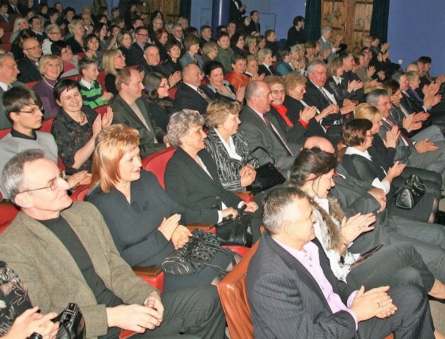 Publiczność chętnie chodzi na sztuki teatralne wystawiane na grudziądzkiej scenie. Warto także wybrać się na sfilmowane spektakle - do kina.