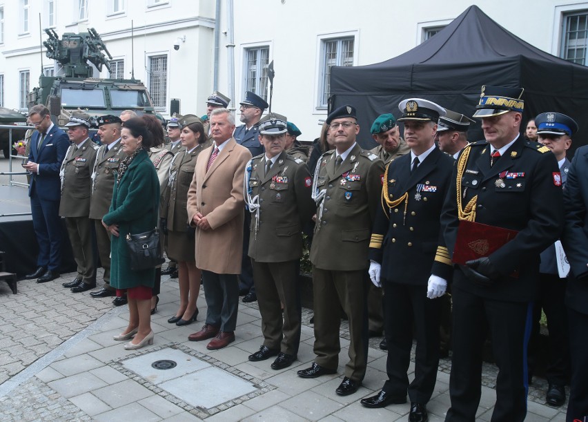 Uroczystość przekazania obowiązków dowódcy 12. Szczecińskiej...