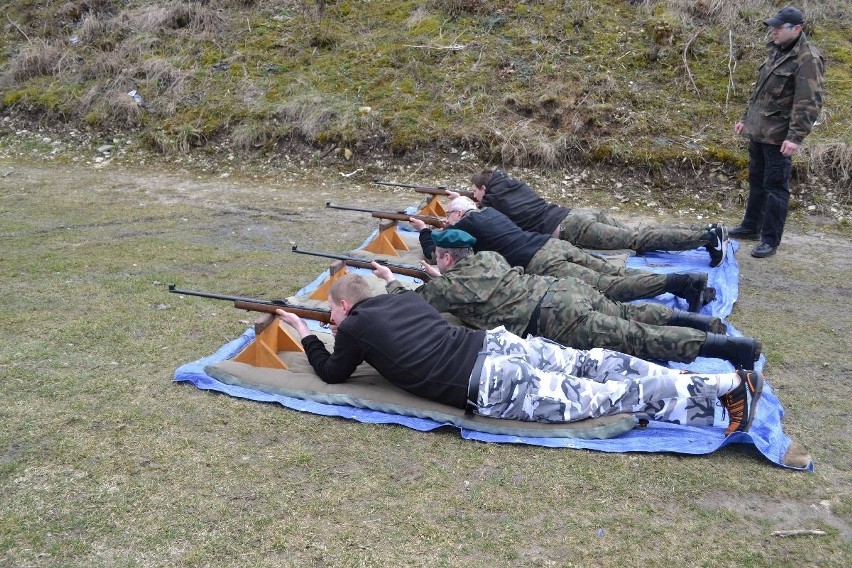 Szkolenie strzeleckie w Jędrzejowie (ZDJĘCIA)