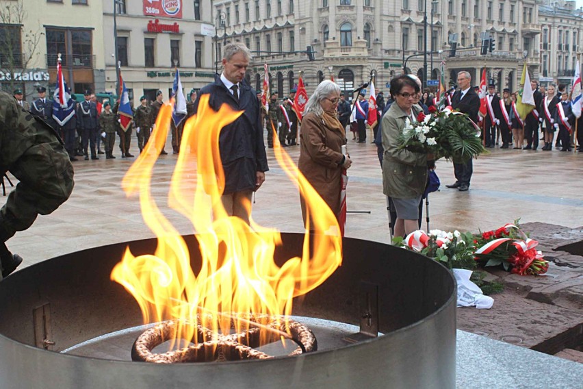 Rocznica sowieckiej agresji na Polskę. Uroczystości na placu Litewskim (ZDJĘCIA)