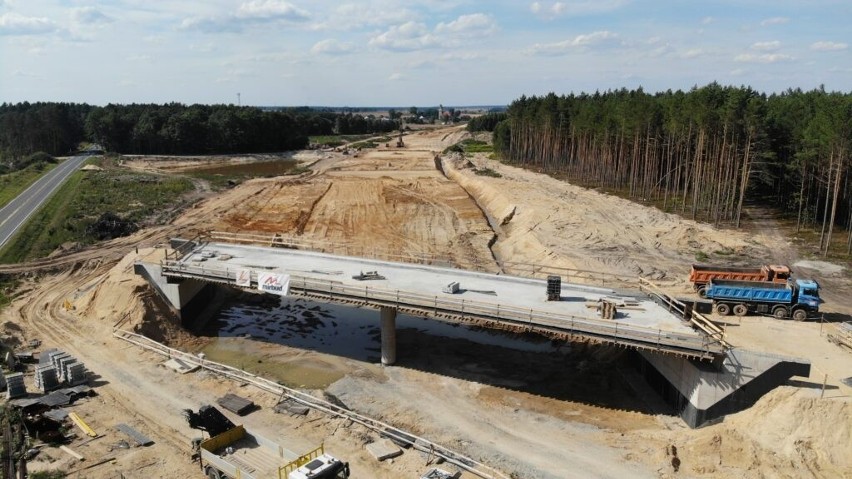 Postęp prac przy budowie obwodnicy Olesna.
