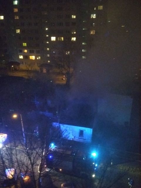 Pożar na Grodzieńskiej w Łodzi! Trwa akcja gaśnicza. Na miejscu kilka zastępów straży pożarnej [zdjęcia]