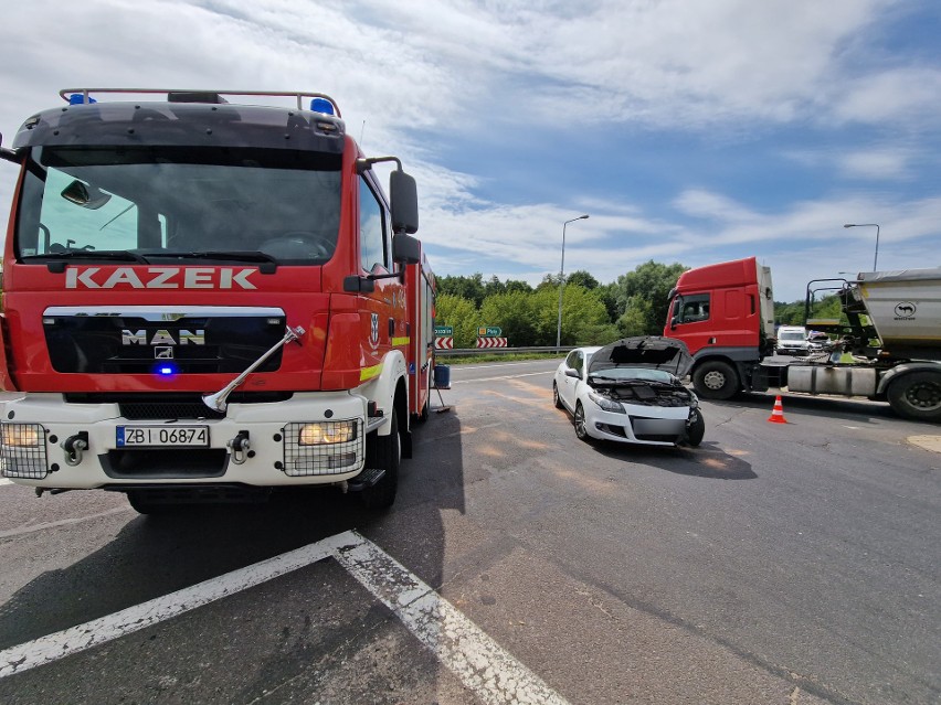Wypadek na DK6 koło Karlina