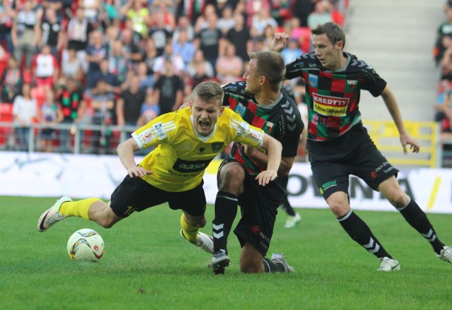 Jesienią GKS Tychy wygrał z GKS-em Katowice 1:0. Jaki wynik meczy GKS Katowice - GKS Tychy będzie tym razem? Zobacz transmisję na żywo