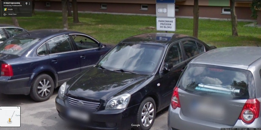 Mistrzowie parkowania w Tarnobrzegu przyłapani przez kamery Google (ZDJĘCIA)