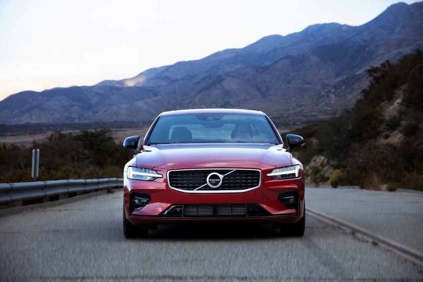 Volvo stworzyło ofertę First Edition, która ma pomóc nowemu...