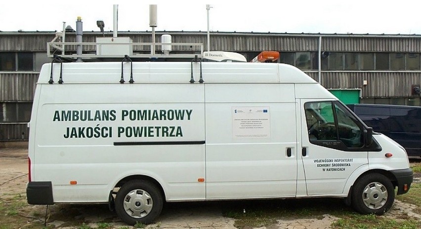 Specjalny ambulans do badania jakości powietrza jest już w Kędzierzynie-Koźlu. Czy uda się namierzyć truciciela?