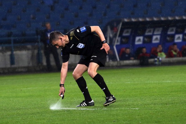 06.05.2017 krakow  mecz wisla krakow - lechia gdansk, nz sedzia pawel gilfot. andrzej banas / polska press