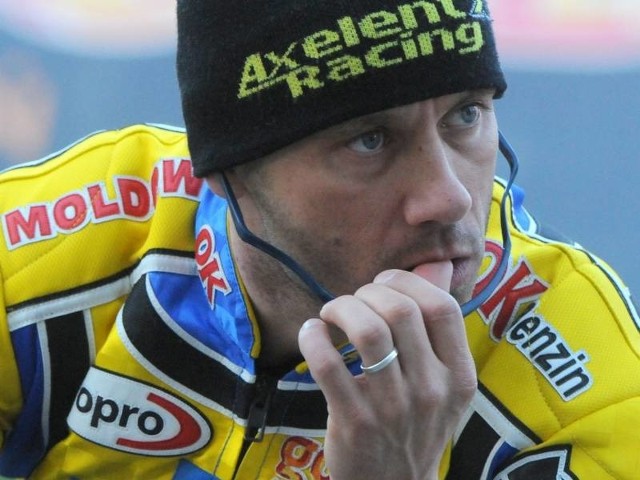 Nicki Pedersen nie miał w niedzielę najlepszego dnia. Duńczyk nie wygrał ani jednego wyścigu, co w polskiej lidze już dawno się mu nie zdarzyło.