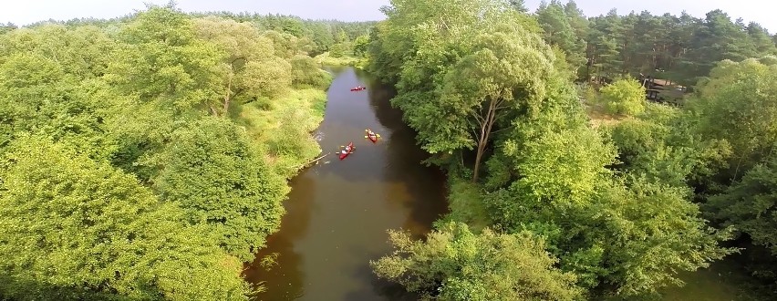 Spływ kajakowy Wartą i Liswartą to wspaniała przygoda. Warto...