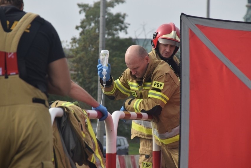 Tragedia w Gnieźnie. Kierowca zasłabł. Nie udało się go...