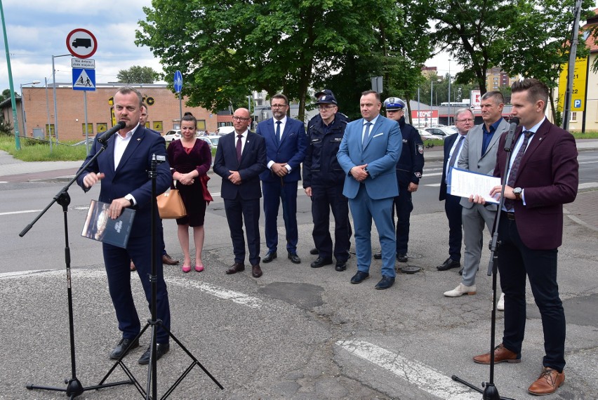 Sukces programu modernizacji przejść dla pieszych w województwie śląskim. Modernizację przejdą 122 takie miejsca w wojewódzwie