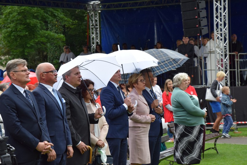 Uroczystości 50-lecia Koronacji Figury Matki Boskiej Leśniowskiej [ZDJĘCIA]