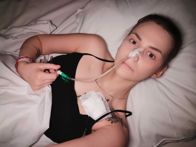Sara Fodrowska z Bydgoszczy od 2019 roku walczy z nowotworem złośliwym, który nie odpuszcza i zaatakował wiele narządów w tym młodym ciele. Pilnie potrzebuje naszej pomocy!