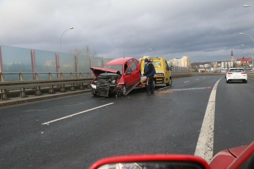 Wrocław: Wypadek na Gądowiance. Są duże korki