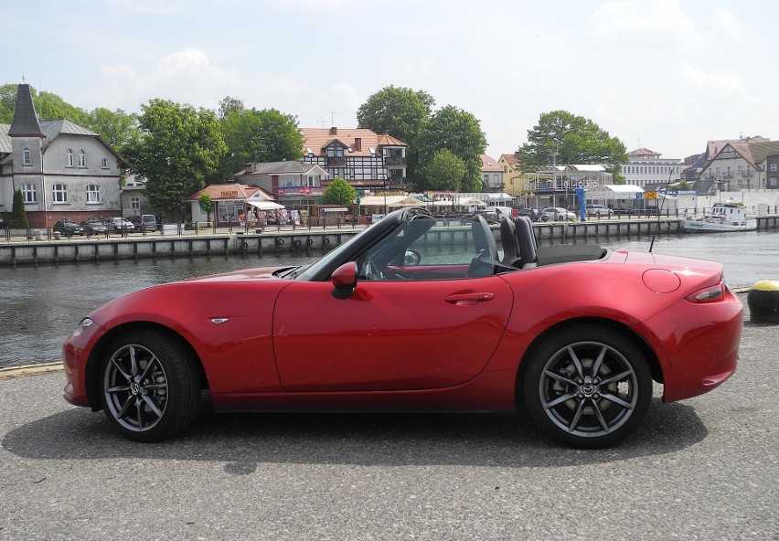 Mazda MX-5...