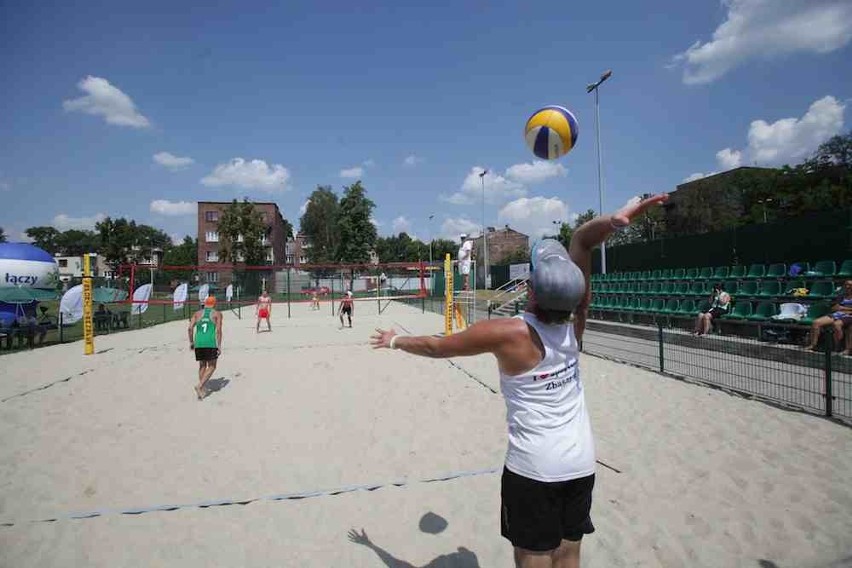 Siatkówka plażowa na stadionie Czarnych Sosnowiec