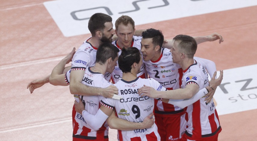Asseco Resovia wygrała na Podpromiu z Treflem Gdańsk 3:1....
