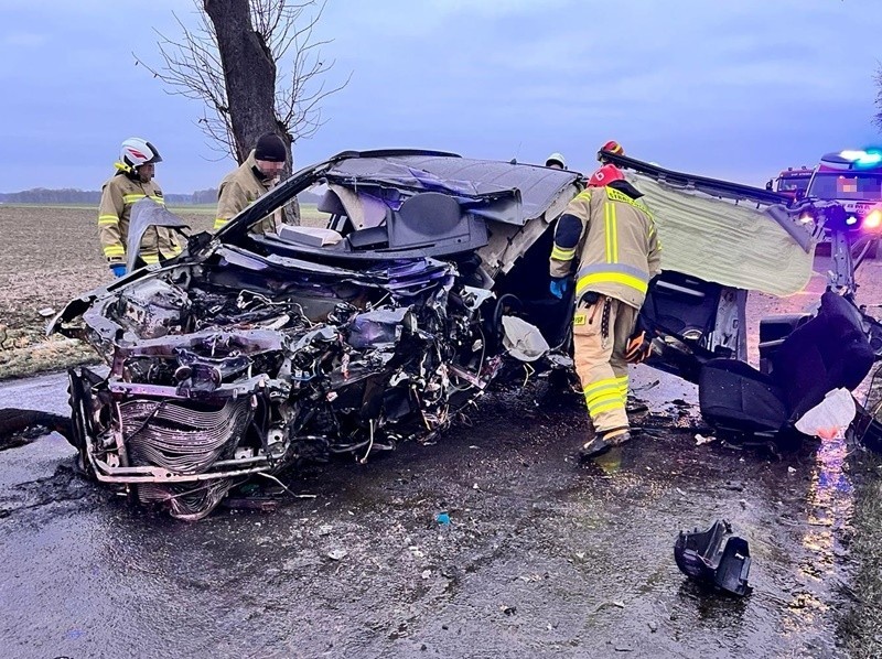 Tragedia na lokalnej drodze pod Kostomłotami. Zginęła...