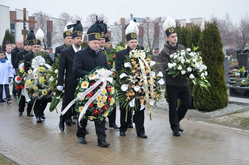 Głogów żegnał górników z ZG Rudna. Na pogrzeb przyszły tłumy ludzi