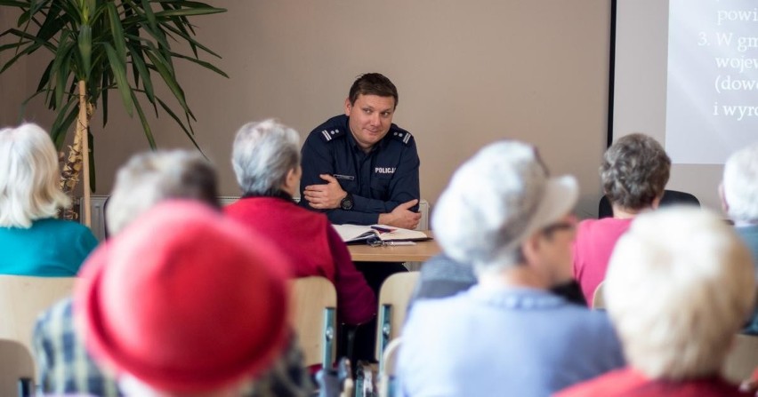 12 grudnia w siedzibie żagańskiej policji odbyła się debata...