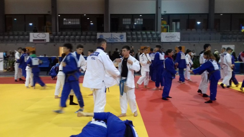 Pięć medali i dwie piąte lokaty młodych judoków Wisły Kraków