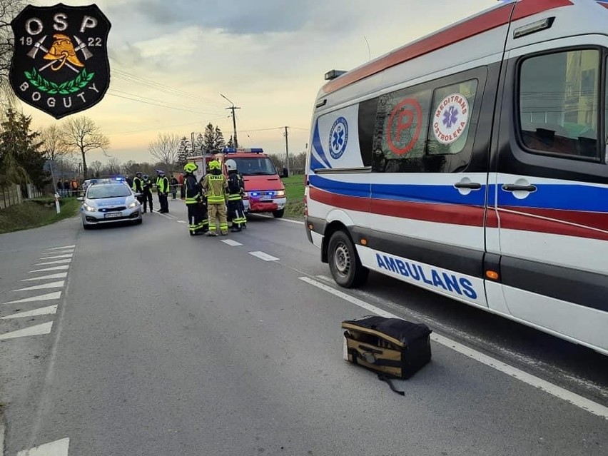 Wypadek w Białych-Szczepanowicach pow. ostrowski. Kierowca wypadł z samochodu, jest w ciężkim stanie. 11.04.2021. Zdjęcia