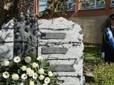 W Rybniku upamiętniono Tragedię Górnośląską. Odsłonięcie pomnika na skwerze [WIDEO]