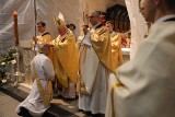 Święcenia kapłańskie 2024 w archikatedrze w Przemyślu. Arcybiskup Szal wyświęcił 6 diakonów [ZDJĘCIA]