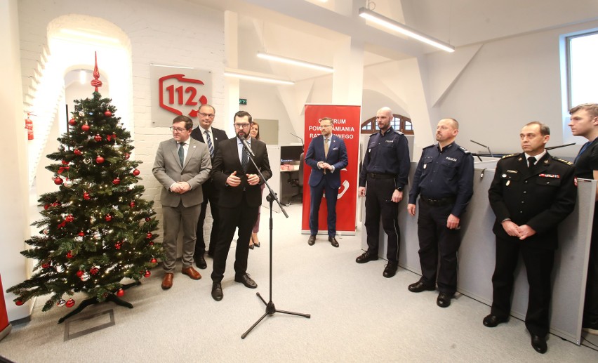 Centrum Powiadamiania Ratunkowego w Szczecinie ma nową siedzibę [ZDJĘCIA] 