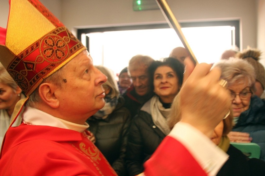 Otwarcie Kaplicy Wieczystej Adoracji w Jedlni Kolonii. To jedyny taki obiekt w Polsce [DUŻO ZDJĘĆ]