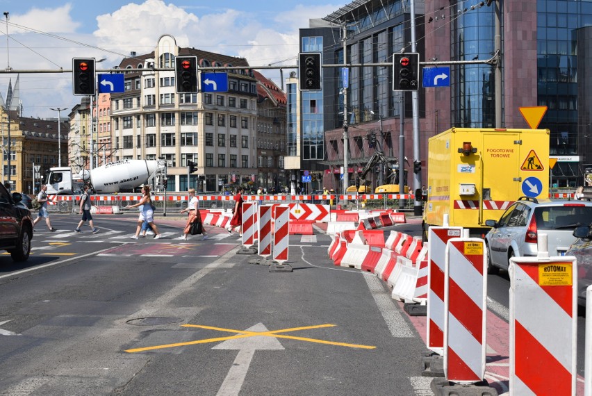 Utrudnienia na placu Dominikańskim. Kierowcy muszą się...