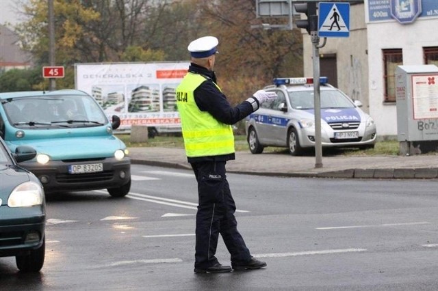 Akcja "Znicz 2012" rozpoczęła się w środę i zakończyła w niedzielę. W całym kraju wzięło w niej udział ok. 10 tys. funkcjonariuszy.