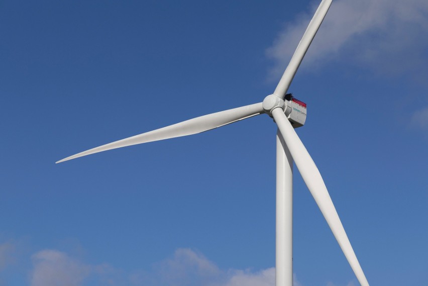 Wiemy, kto dostarczy turbiny wiatrowe dla farm Equinora i Polenergii, które staną na wysokości Łeby