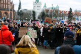 Strajk młodzieży dla klimatu w Szczecinie. Zrezygnowali z lekcji by uświadamiać polityków [ZDJĘCIA, WIDEO]