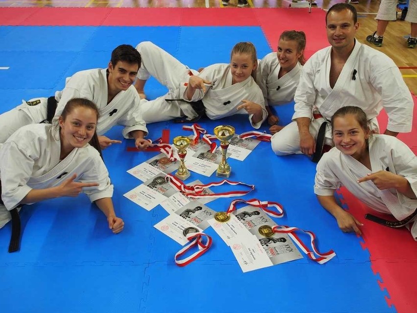 19 medali Krakowskiego Klubu Karate Tradycyjnego w mistrzostwach Polski w Opolu