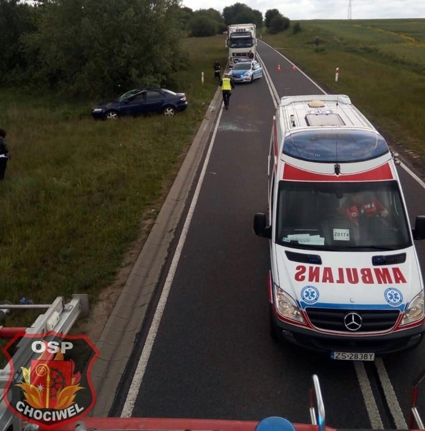 Wypadek na "chociwelce". Kierującą zabrał ratowniczy śmigłowiec. Ruch odbywa się wahadłowo