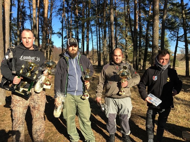 Zwycięzcy: od lewej Bartosz Trociuk, Marcin Bartoszewski, Bartłomiej Bajan i Szymon Mikołajczyk.