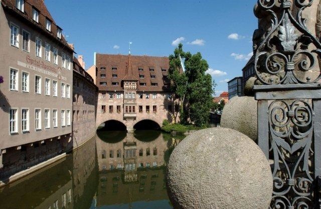 Norymberga - historyczne miasto w Niemczech