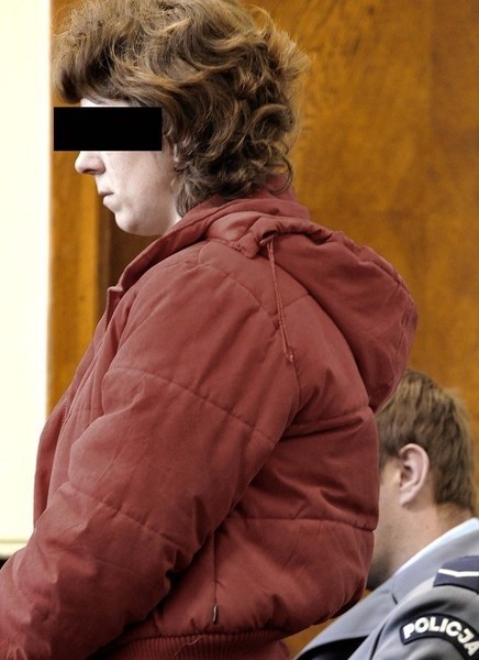 W poczet orzeczonej kary pozbawienia wolności sąd zaliczył Elżbiecie B. okres tymczasowego aresztowania.